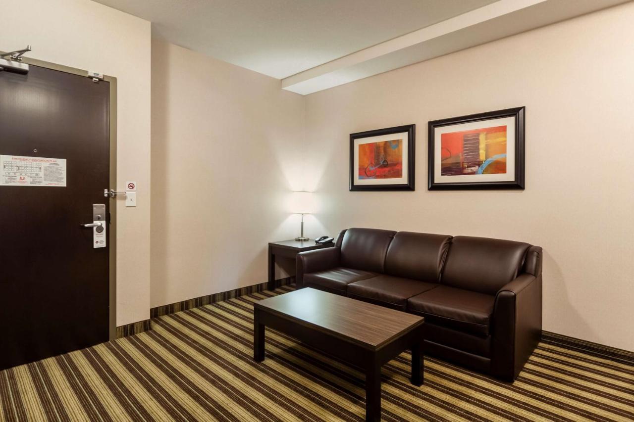 Best Western Plus Drayton Valley All Suites Экстерьер фото